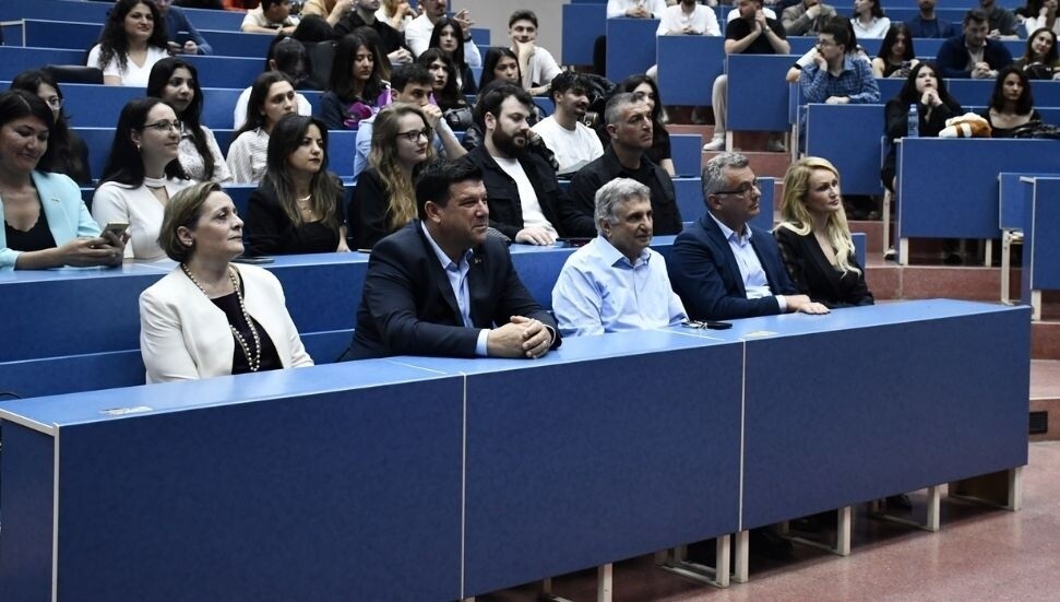 DAÜ Hukuk Fakültesi 30'uncu yılını kutladı