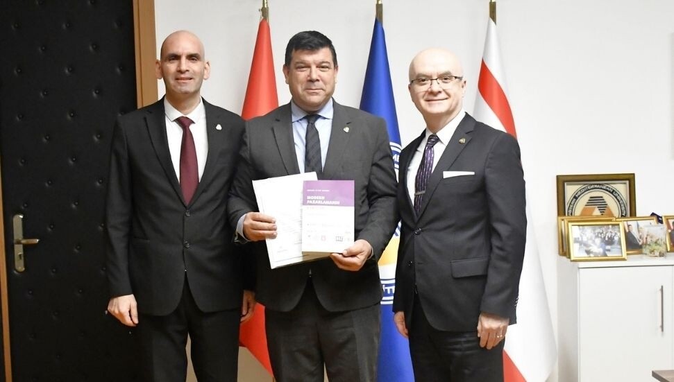 DAÜ’nün başarısı uluslararası pazarlama kitabında yer aldı