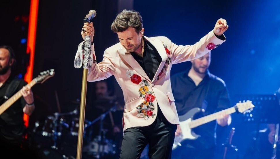 Yalın, Grand Sapphire sahnesinde Kıbrıs'taki ilk konserini muhteşem bir performansla taçlandırdı