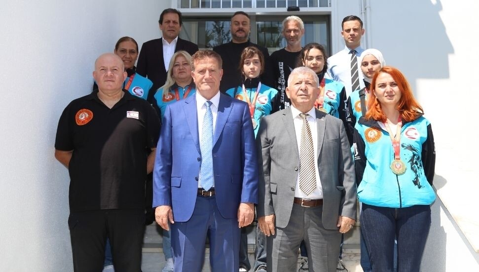Arıklı, Taekwondo Federasyonu'nu kabul etti: Uluslararası başarı kazanan sporcularımız pırlanta değerindedir