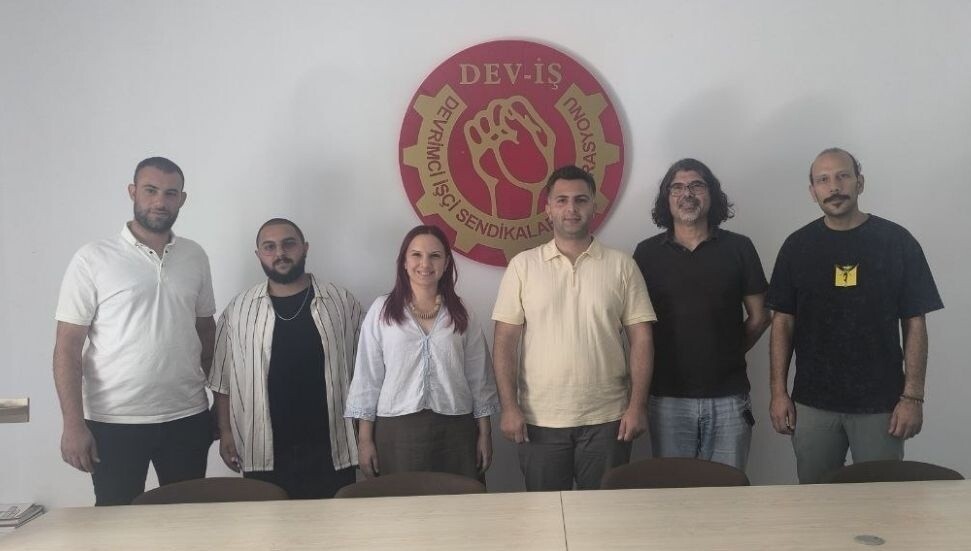 Bağımsızlık Yolu, özel sektörde ücret politikalarını Dev-İş ile görüştü
