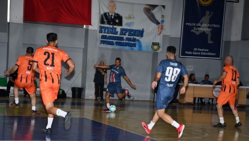 4. Eybil Efendi Polis Futsal Turnuvası başladı