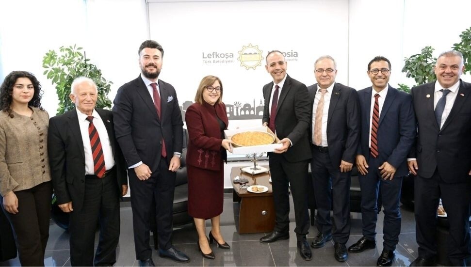 Gaziantep Büyükşehir Belediyesi heyeti LTB’yi ziyaret etti: İş birliği fırsatları ele alındı