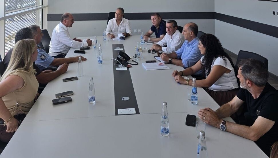 Ercan Havalimanı’ndaki trafik yoğunluğuna karşı yeni düzenleme: Uygulama haftaya başlıyor