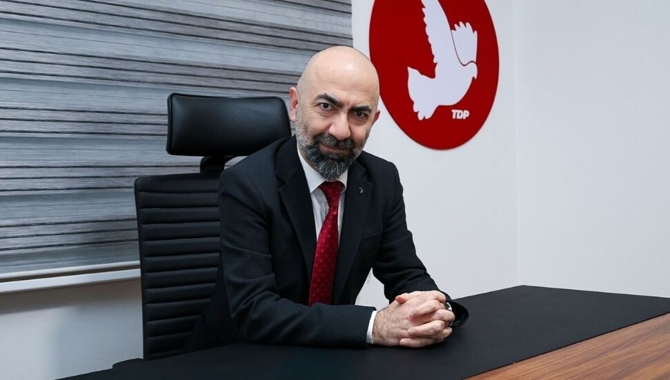 Kemal Baykallı: Diplomatik alanı Kıbrıs Rum tarafına teslim edenler bu toplumdan özür dilemeli