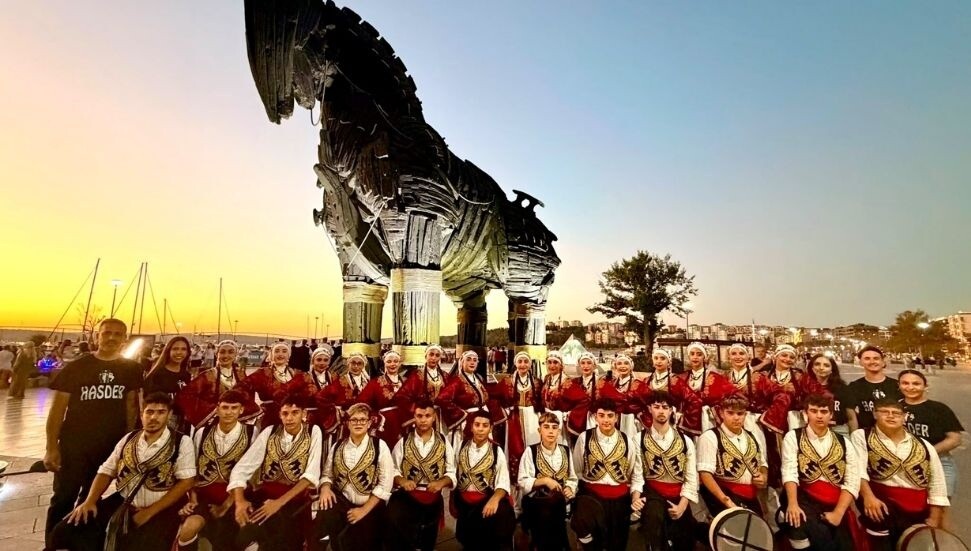 HASDER, Uluslararası Troya Halk Dansları ve Müzik Festivali’ne katılarak KKTC'yi temsil etti