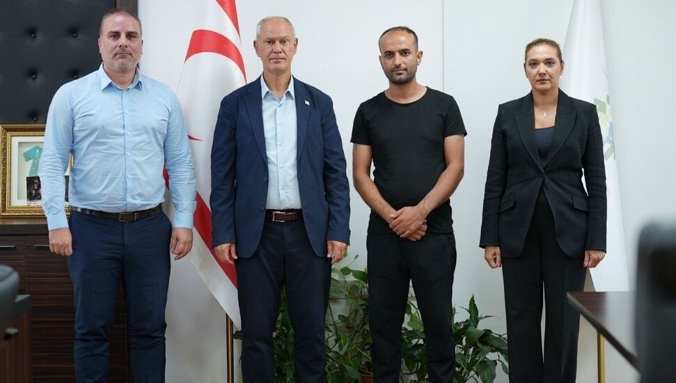 Hasipoğlu, mağduriyetini ihbar eden kazazedeyi kabul etti: Kazazedenin sigortası ödendi