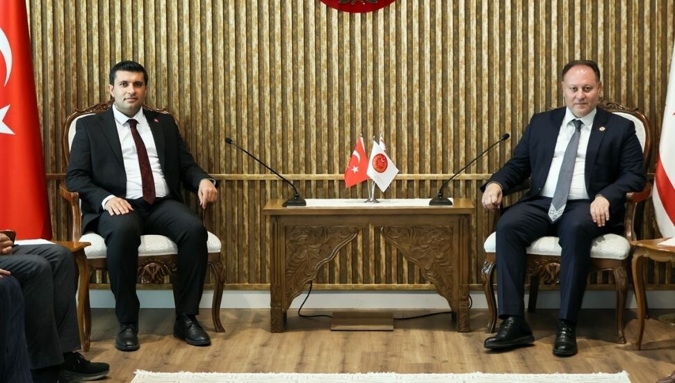 Öztürkler, Türkiye Gençlik ve Eğitim Federasyonu'nu kabul etti: Varlık mücadelemiz kararlılıkla sürüyor