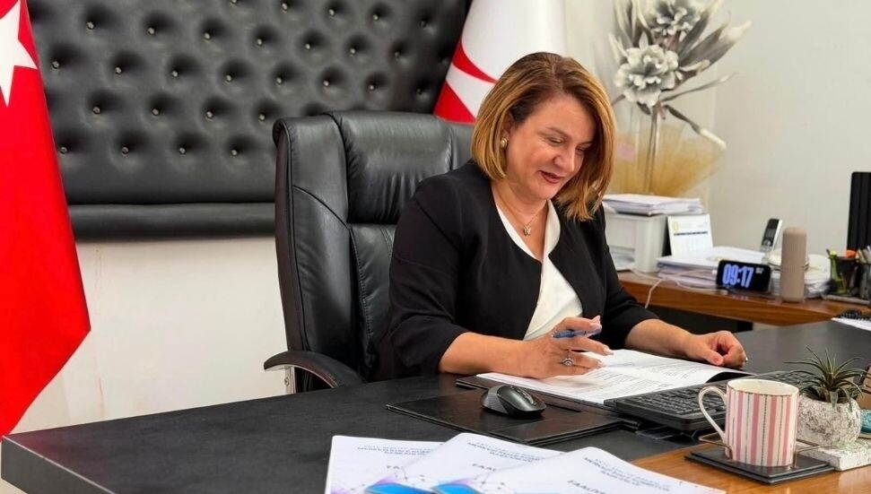 Pembe Arifoğlu, 32,5 yıllık kamu hizmetinin ardından Merkezi İhale Komisyonu Başkanlığı’na veda etti