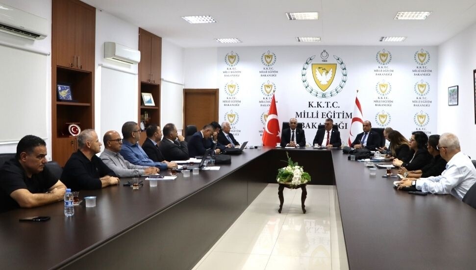"DAÜ İstişare ve Eşgüdüm Komisyonu" toplantısı: Mali yapıyı güçlendirme çalışmaları sürüyor