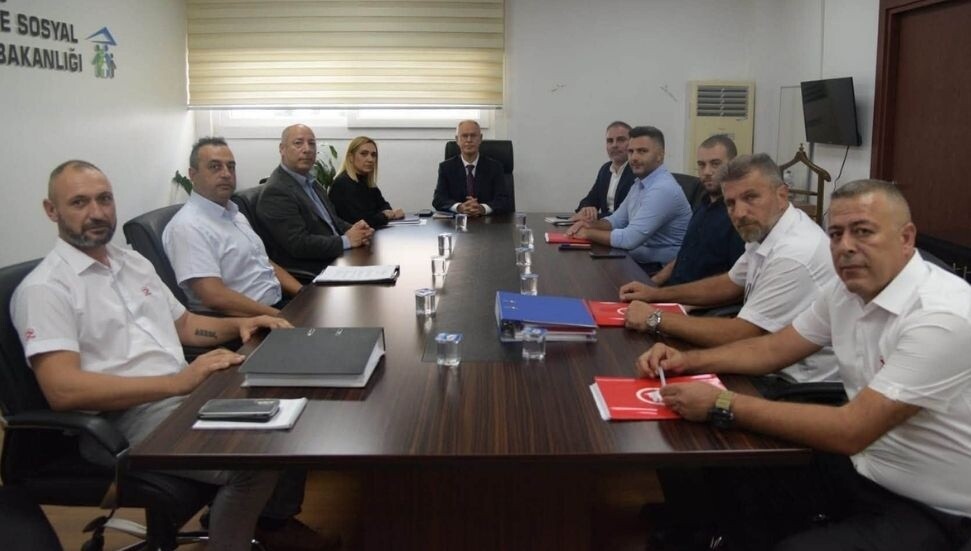 Oğuzhan Hasipoğlu: Bir grevi daha sonlandırmanın bahtiyarlığı içerisindeyiz!