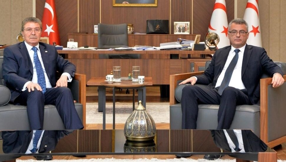 CMIRS'ın güven anketi: En güvenilen kurum Cumhurbaşkanlığı, en az güvenilen hükümet