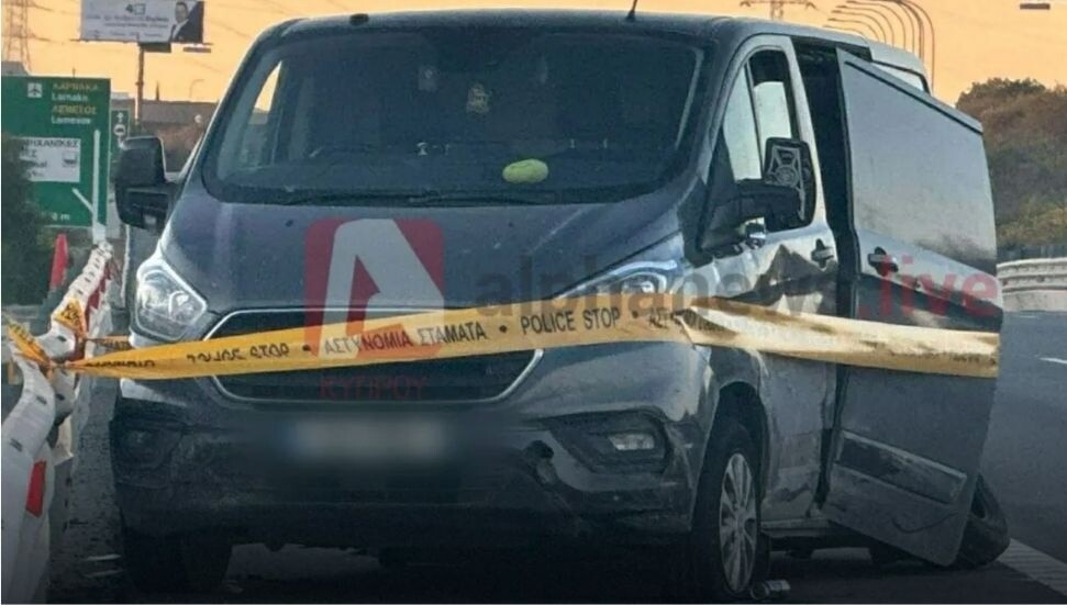 Güney Kıbrıs’ta silahlı kovalamaca: KKTC plakalı araçtaki 2 kişi tutuklandı