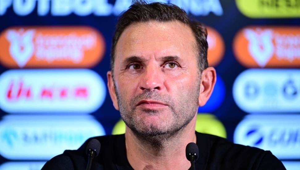 Okan Buruk son durumu açıkladı: Icardi'nin lisansı dondurulacak mı, Osimhen'in bonservisi alınacak mı?