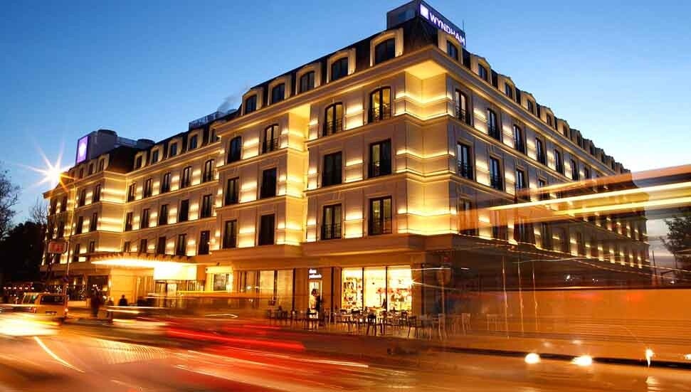 Türkiye’den “bağımsızlaştırmak” için Kıbrıslı Türklere inşaat, otelcilik ve gıda sektörlerinde istihdam hazırlığı