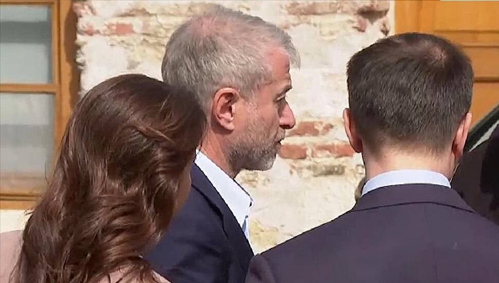 Abramovich’e kara para soruşturması: Güney Kıbrıs'tan banka kayıtları talep edildi