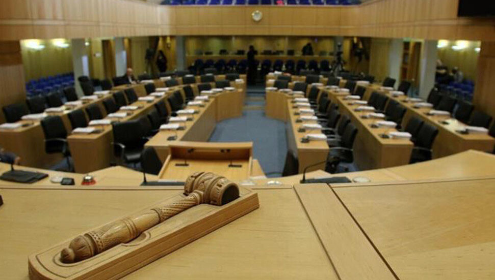 Rum Meclisi “Ulusal Fon” yasa teklifini görüştü