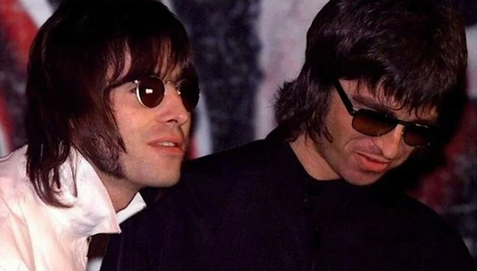 Oasis grubundan Liam Gallagher sağlık operasyonu geçirdiğini açıkladı
