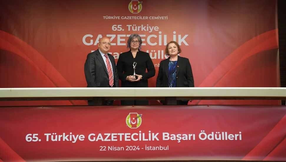 Barış Gazeteciliği Ödülü Prof. Dr. Sevda Alankuş'a verildi