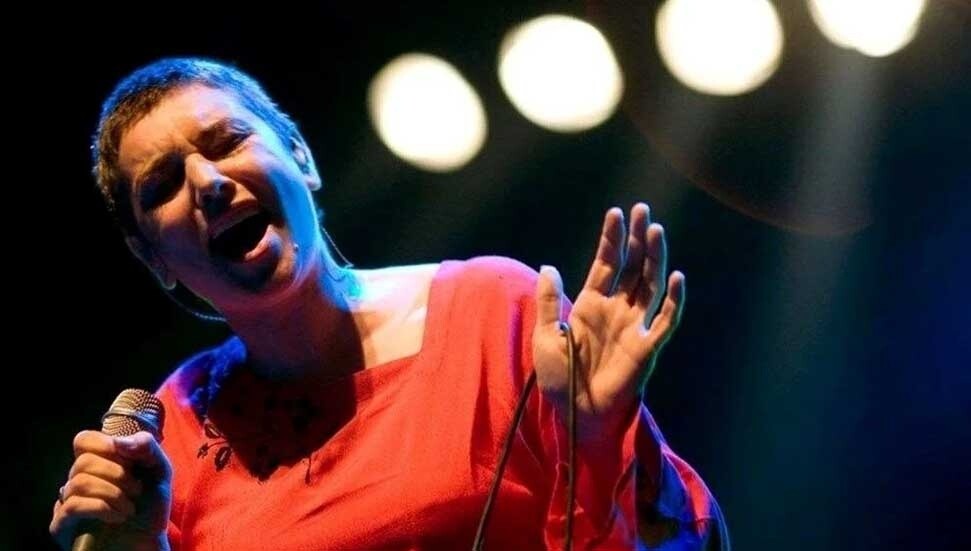 İrlandalı şarkıcı Sinead O'Connor'ın ölüm nedeni açıklandı