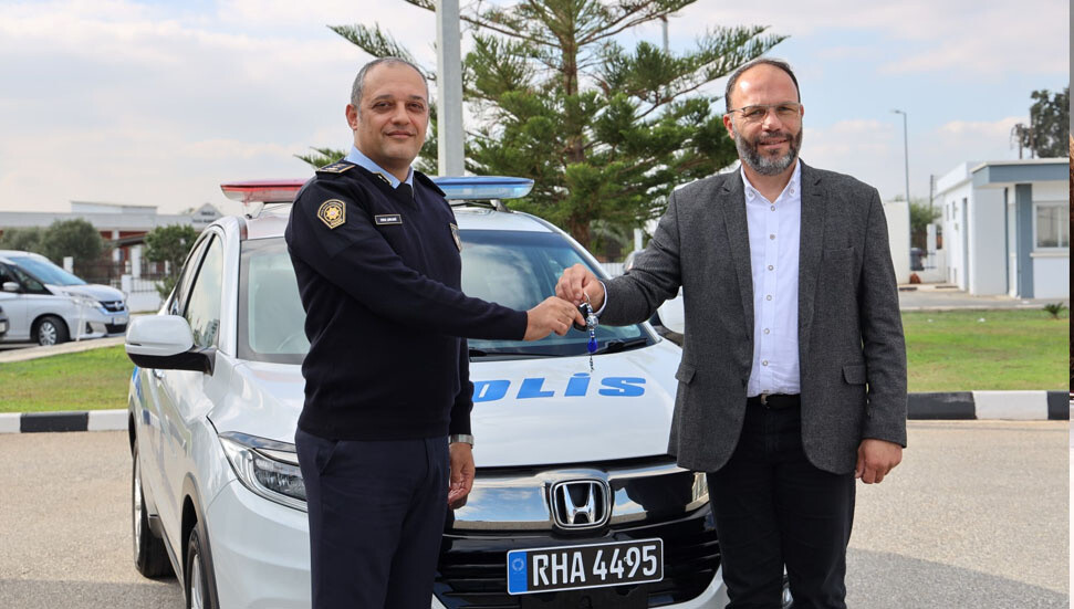 İskele Belediyesi, İskele Polis Müdürlüğü’ne bir araç hibe etti