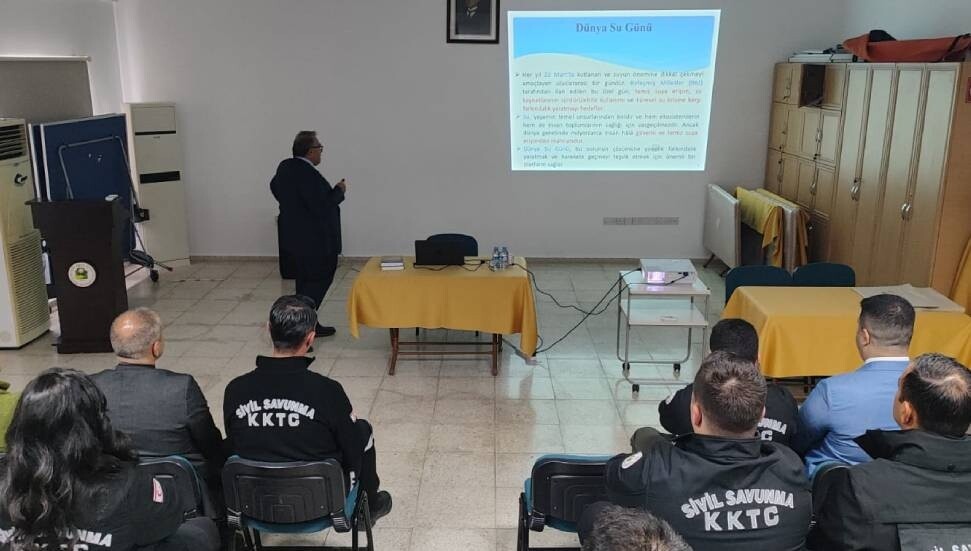 22 Mart Dünya Günü Su nedeniyle seminer yapıldı