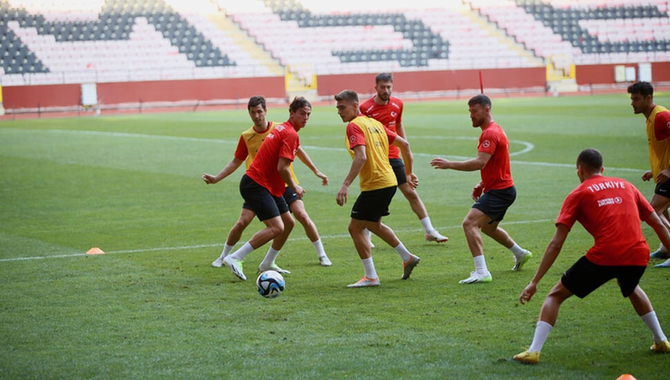 A Milli Futbol Takımı, Japonya maçı hazırlıklarına başladı
