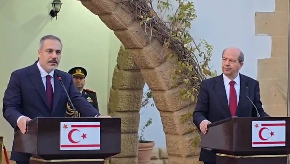 Hakan Fidan’ın ziyareti Rum basınında: İki devletli çözümü kabul etmemiz için bize çağrıda bulundu