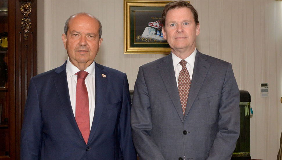 Tatar-Stewart görüşmesi Rum basınında