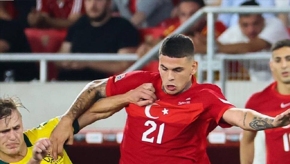 Fenerbahçe, milli futbolcu Tiago Çukur'un transferi için prensip anlaşmasına vardı