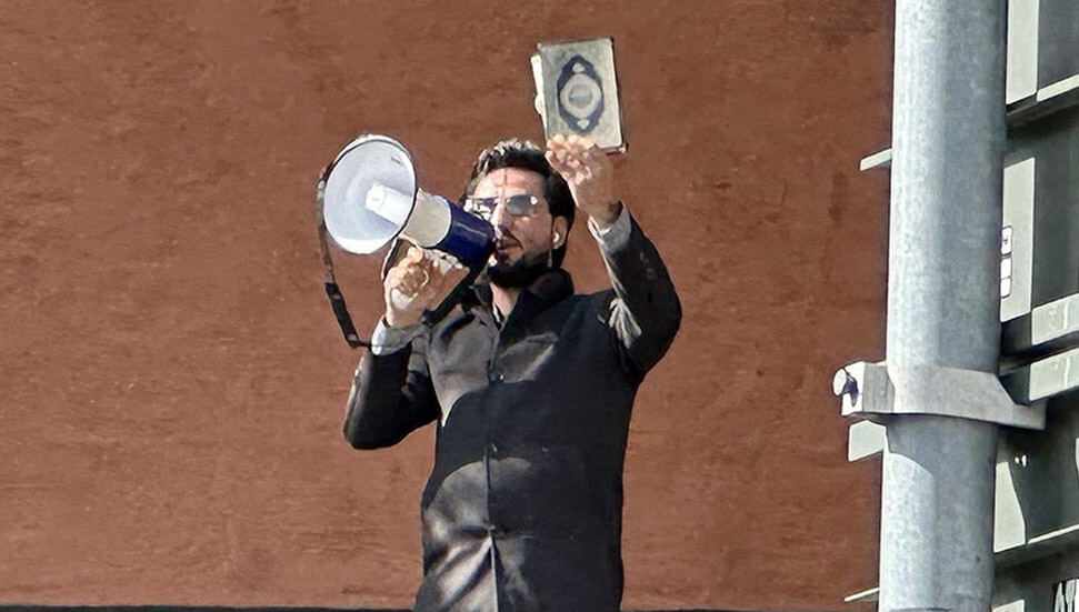 İsveç'te Kur'an-ı Kerim yakan Momika ve Najem'in yargılanmasına başlandı