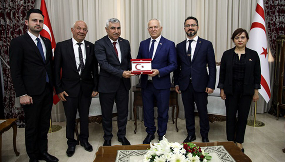 Cumhuriyet Meclisi Zorlu Töre, TSK Güçlendirme Vakfı Kahramanmaraş Şubesi Başkanı Özer ve heyetini kabul etti