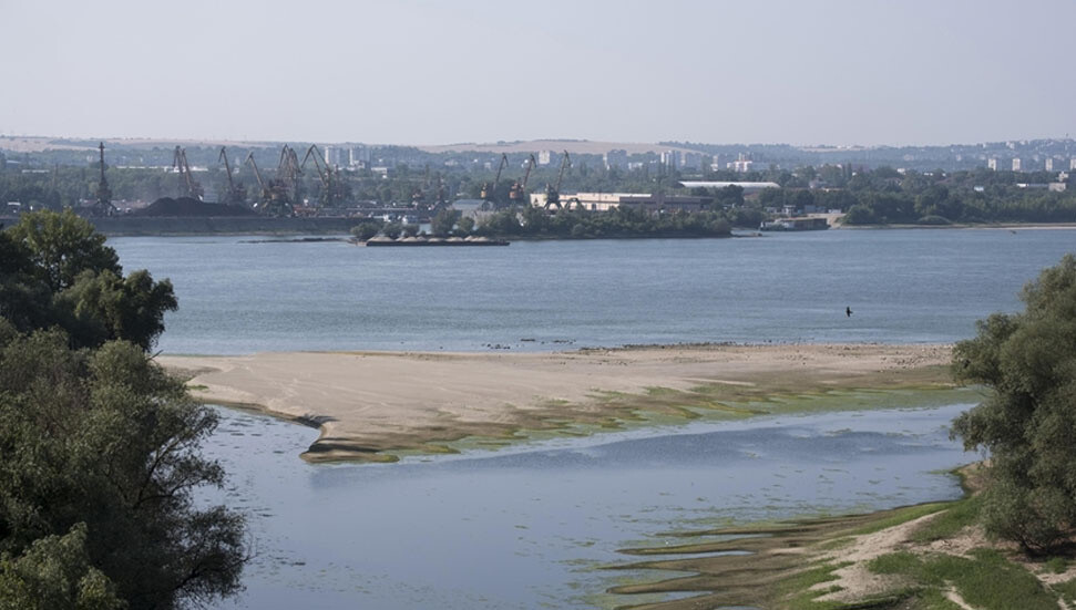 Macaristan'ın başkenti Budapeşte'de yoğun yağışlardan dolayı Tuna Nehri taştı