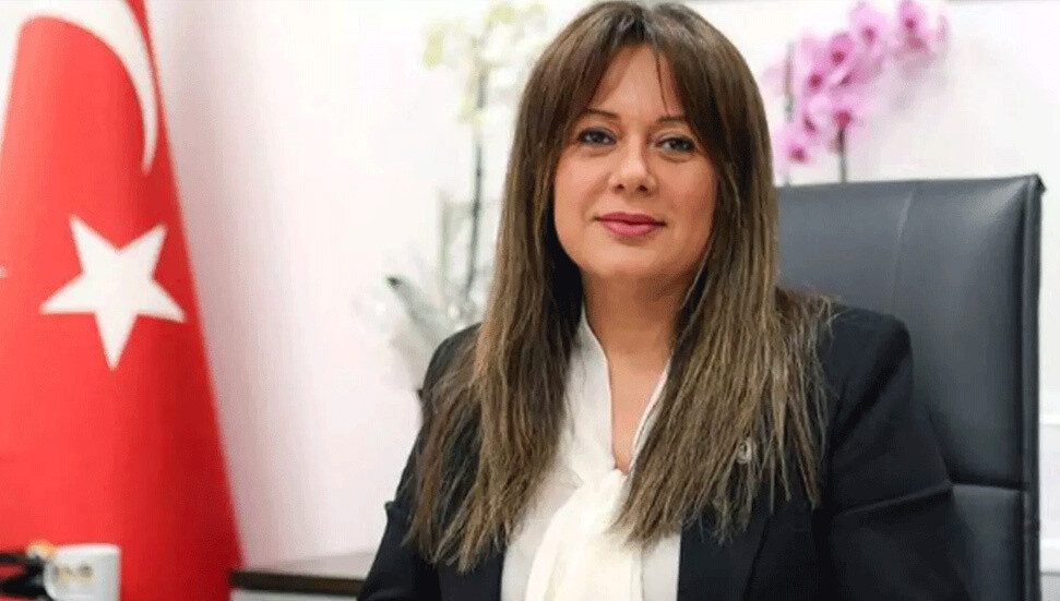 CHP Genel Başkan Yardımcısı Koza Yardımcı görevinden istifa etti
