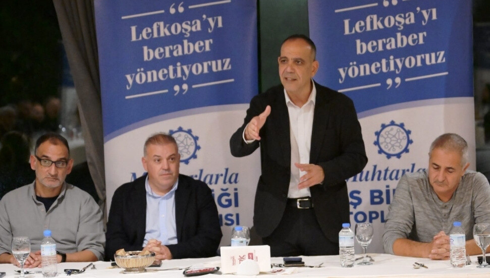 Harmancı muhtarlarla bir araya geldi: Muhtarlık büyük özveri ve sorumluluk ile çalışmak demek