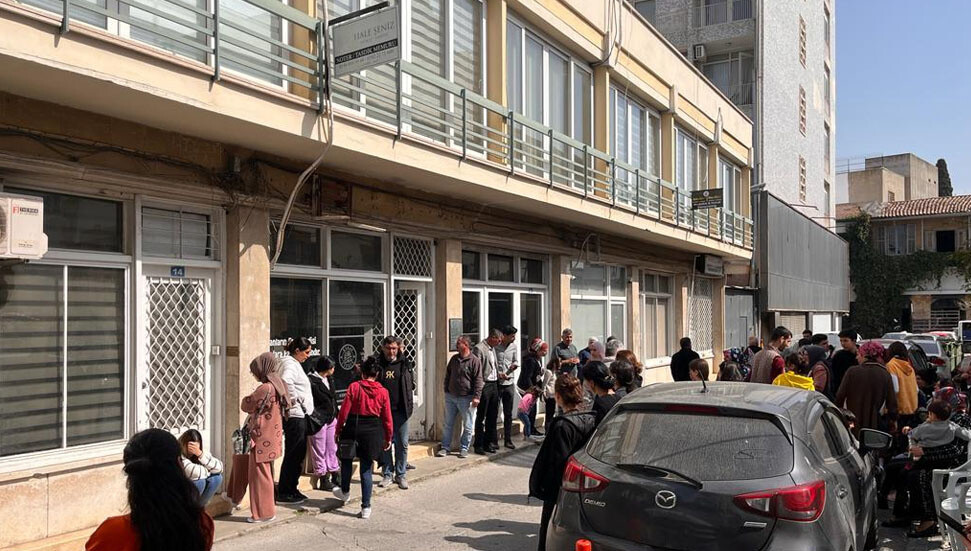 Evkaf ve TC Lefkoşa Büyükelçiliği depremzedelere yardımın ilk ayağını tamamladı