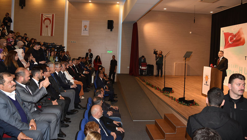 Oktay, AK Parti KKTC Ülke Temsilciliği Teşkilatıyla bir araya geldi