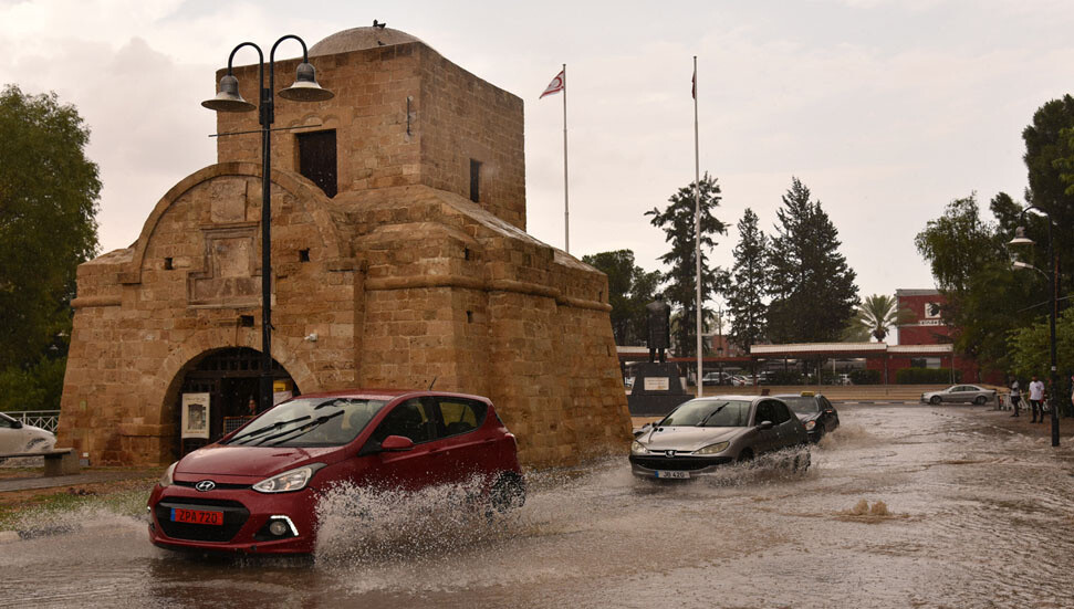 Makine Mühendisleri Odası’ndan yağışlı havada güvenli sürüş için 10 uyarı