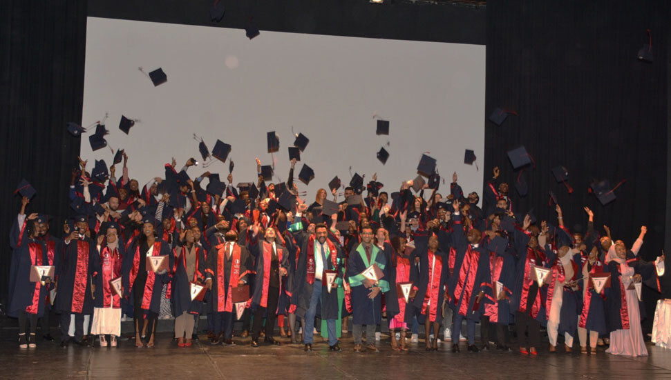 Yakın Doğu Üniversitesi 176 mezun daha verdi