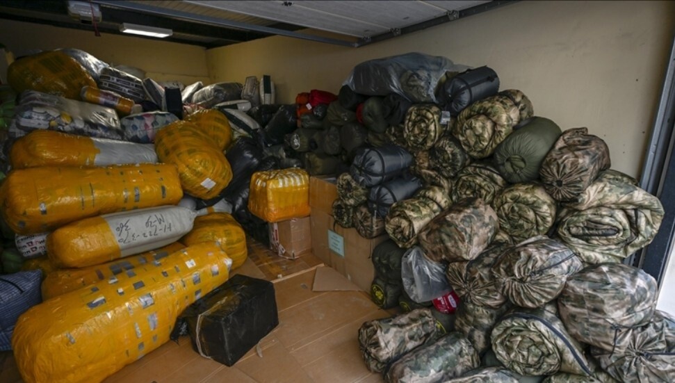 Rusya'da depremzedeler için toplanan yardım malzemesi 200 tona ulaştı