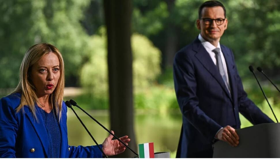 Polonya ve İtalya Başbakanları, AB içinde tartışılan göç konusunu görüştü