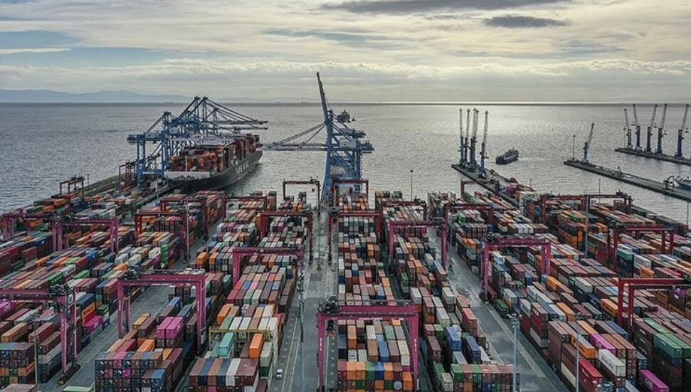 Sanayi bünyesindeki 7 sektör ihracatta ilk yarı rekoru kırdı