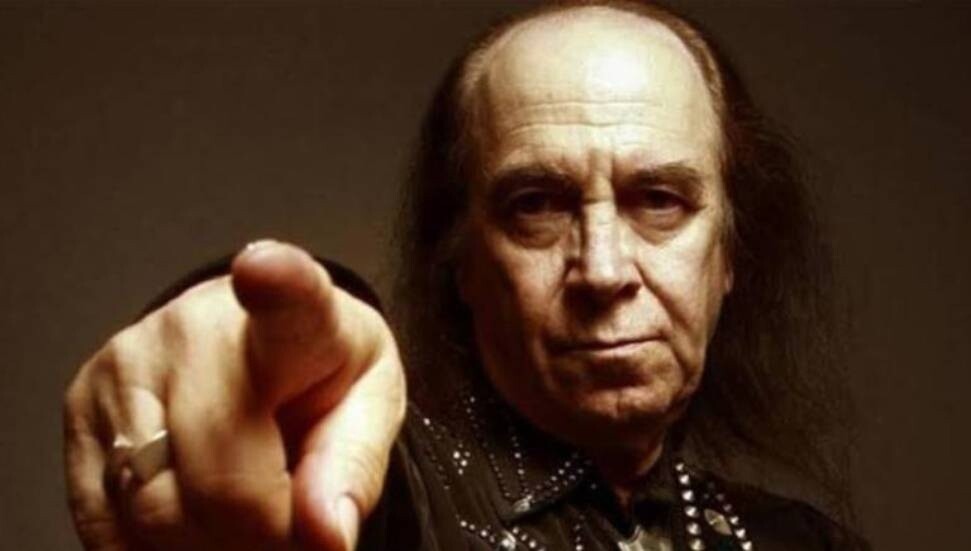 Erkin Koray hastaneye kaldırıldı