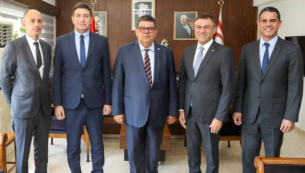 Maliye Bakanı Berova, Kuzey Kıbrıs Turkcell Genel Müdürü Küçüközdemir ve beraberindeki heyeti kabul etti