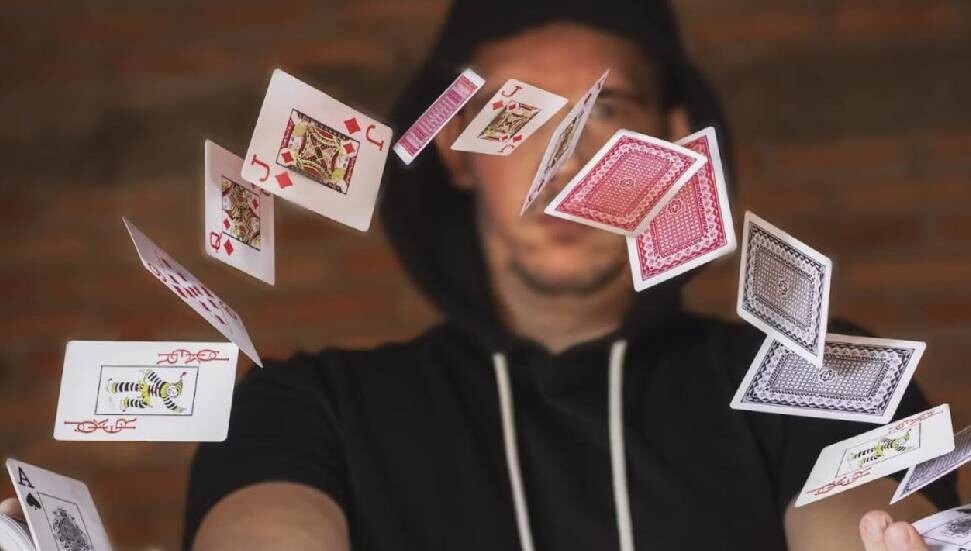 Sihirbazların ruh sağlığı diğer sanatçılardan daha iyi çıktı