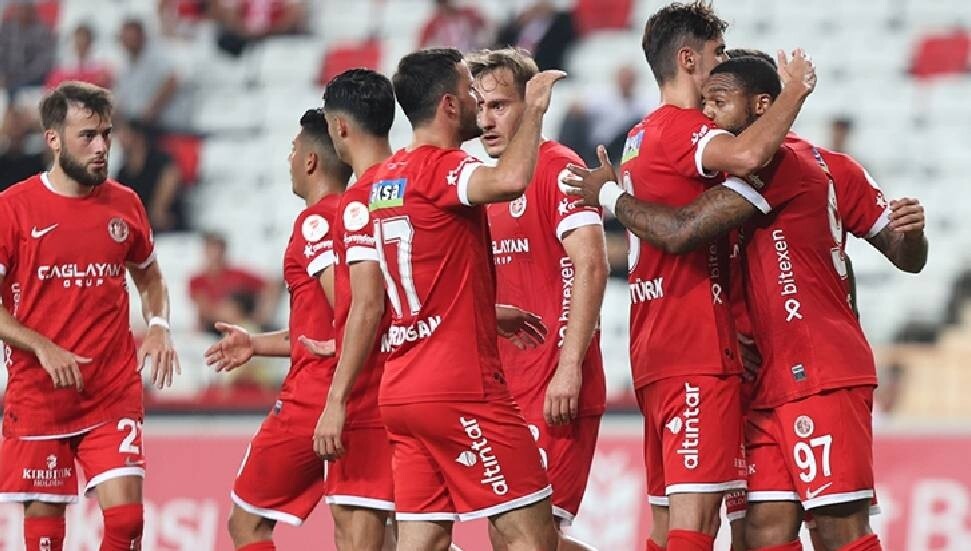 Antalyaspor, yarın Hatayspor'a konuk olacak