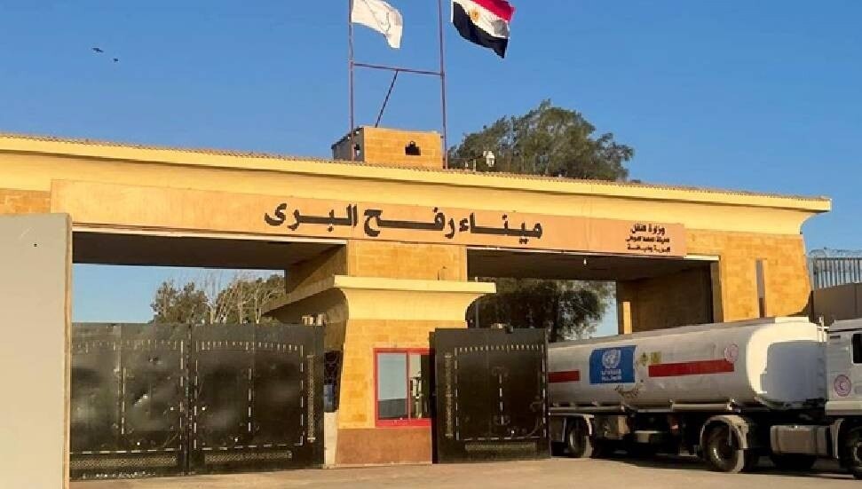 Gaz ve yakıt taşıyan 7 tır daha Gazze Şeridi'ne ulaştı