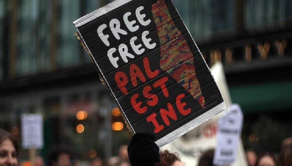 King's College London'da Filistin'e desteğini duyuran 3 öğrenci temsilcisi görevinden alındı