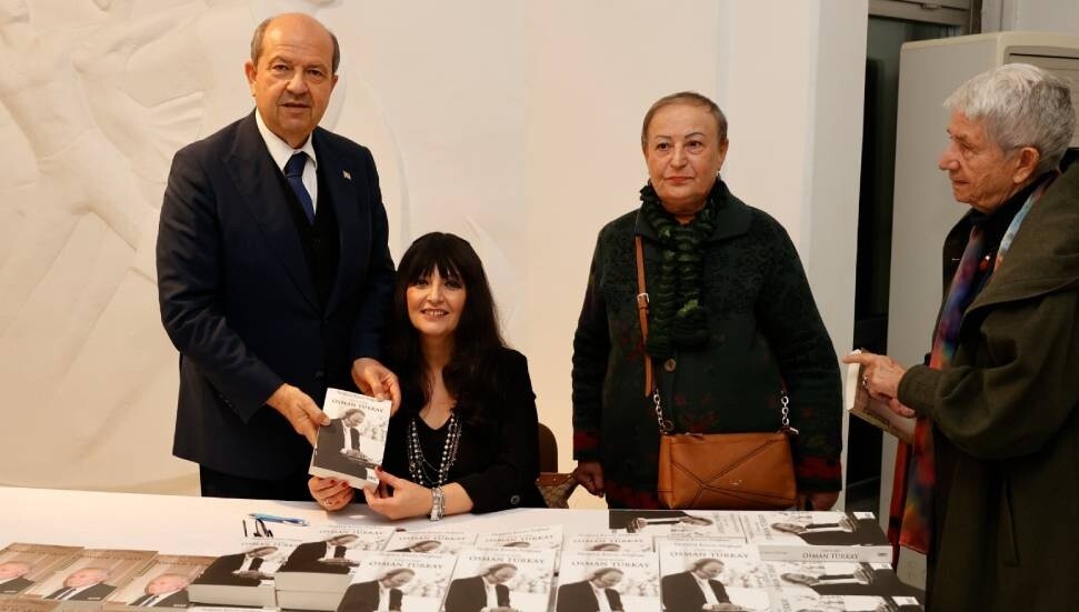 Semra Eren-Nijhar’ın kaleme aldığı “Uzay’ın Şairi Osman Türkay” kitabı tanıtıldı