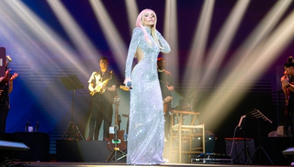 Türk Pop müziğinin yıldızı Gülşen, Grand Sapphire Resort'ta unutulmaz bir konser verdi